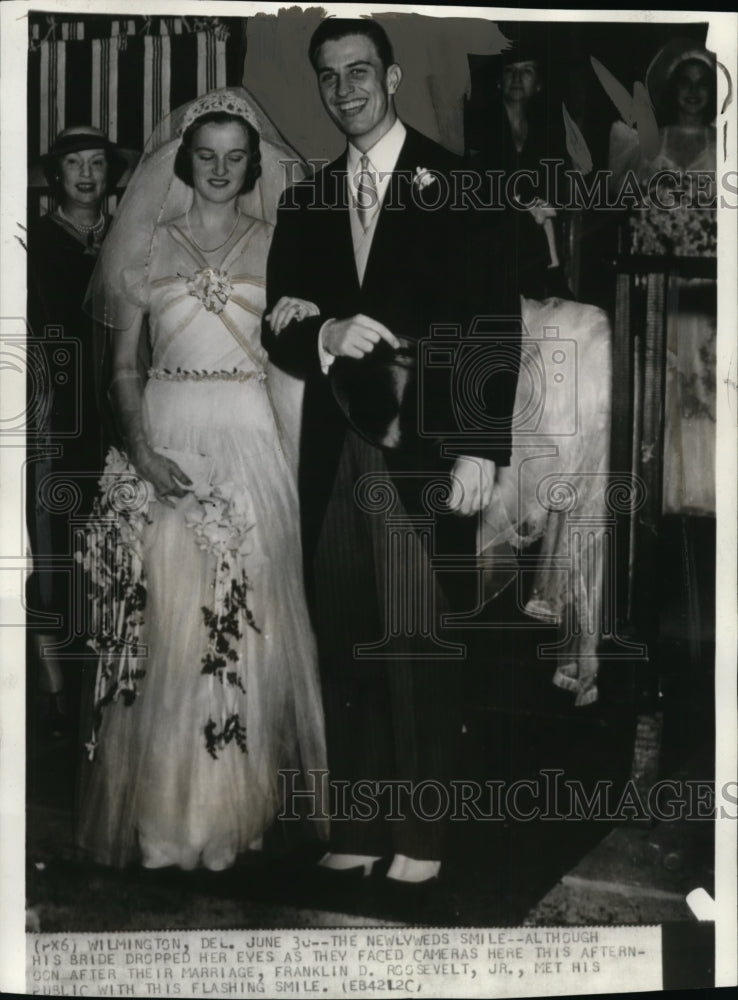 1937 Press Photo Roosevelt Jr. and his bride are Newlyweds - Historic Images