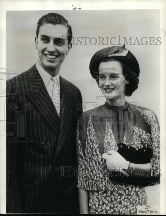 1937 Press Photo Mr & Mrs. Franklin D. Roosevelt, Jr. - Historic Images