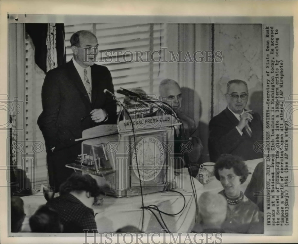 1961 Press Photo Secretary of State Dean Rusk speaks at a Nation Press Club - Historic Images
