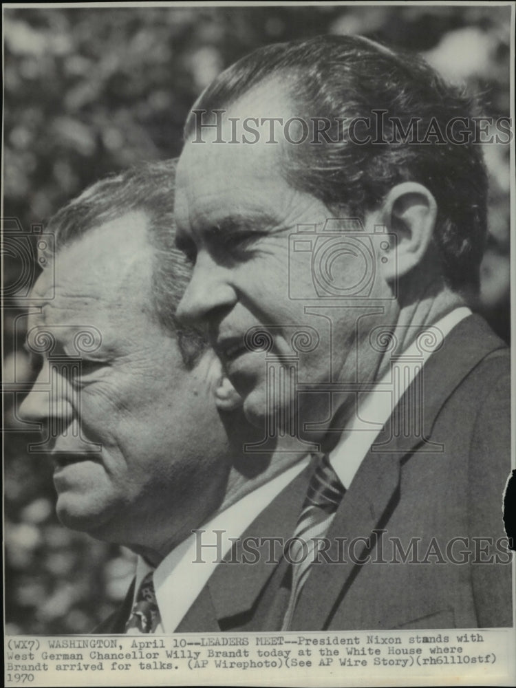 1970 Press Photo President Nixon stand with West German Chancellor Willy Brandt - Historic Images