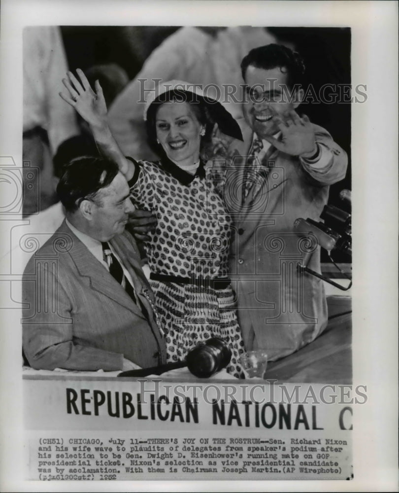 1952 Wire Photo Sen. Richard Nixon and his wife wave to plaudits of delegates - Historic Images