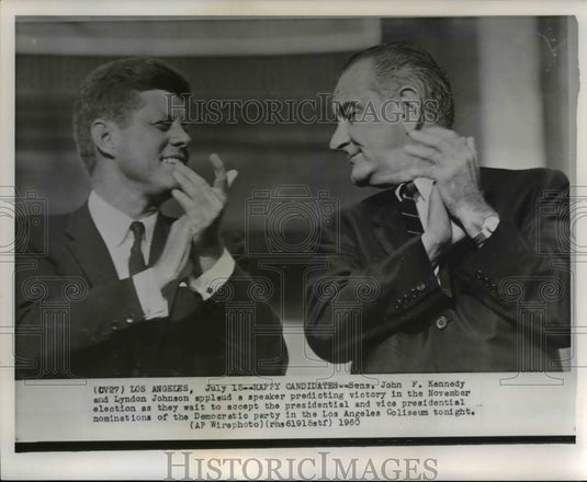 1960 Press Photo Sens John Kennedy & Lyndon Johnson applaud a speaker - Historic Images