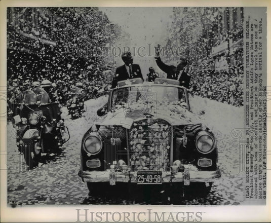 1962 Mexicans give Pres.Kennedy  tumultous welcome at City boulevard - Historic Images