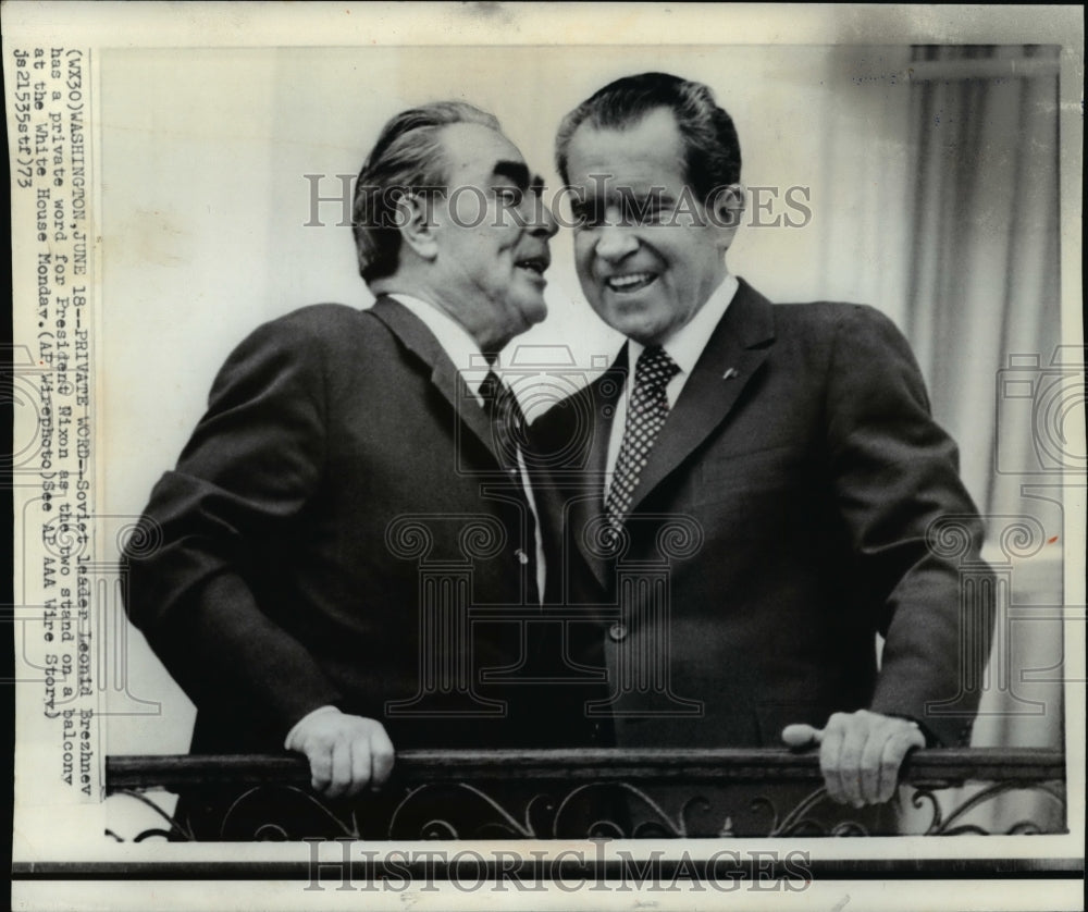 1973 Press Photo Brezhnev&amp;Nixon on private conversations atbalcony of WhiteHouse - Historic Images