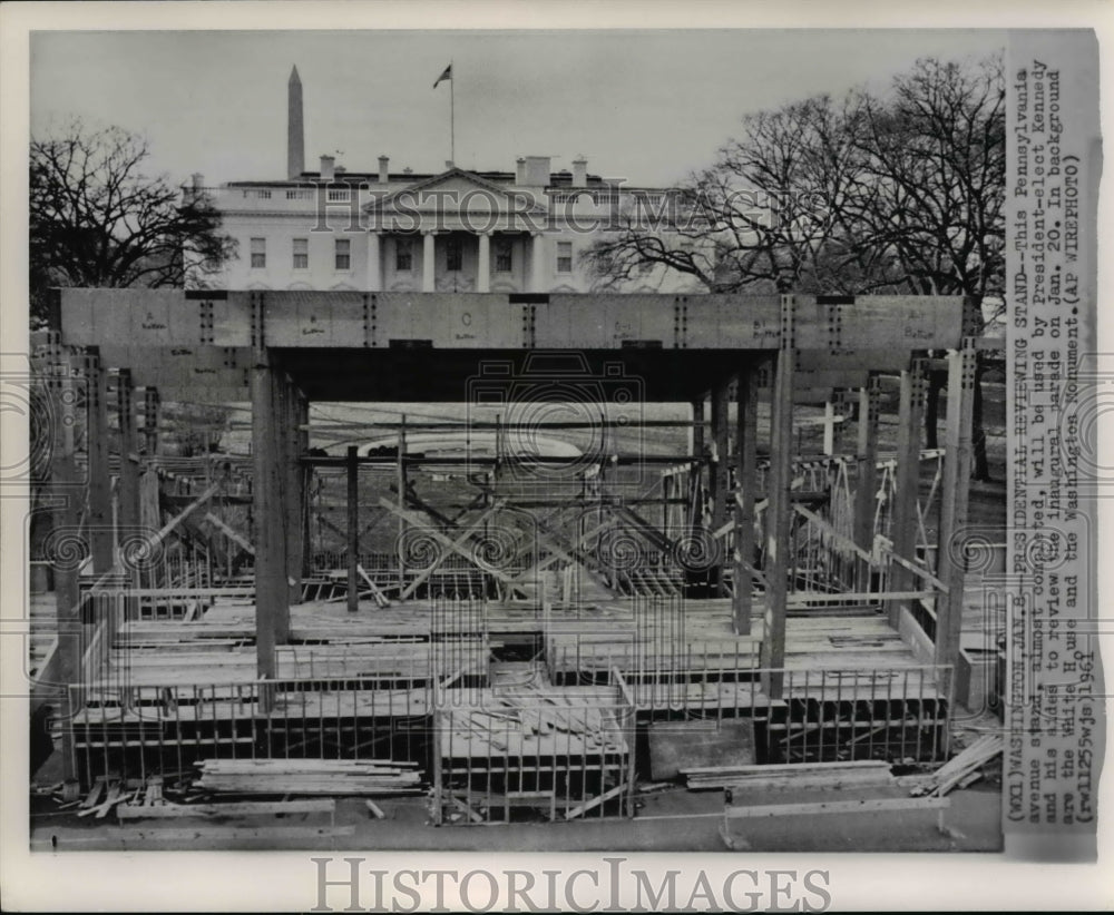 1961 Press Photo Pennsylvania avenue stand will be used by Pres. Kennedy - Historic Images