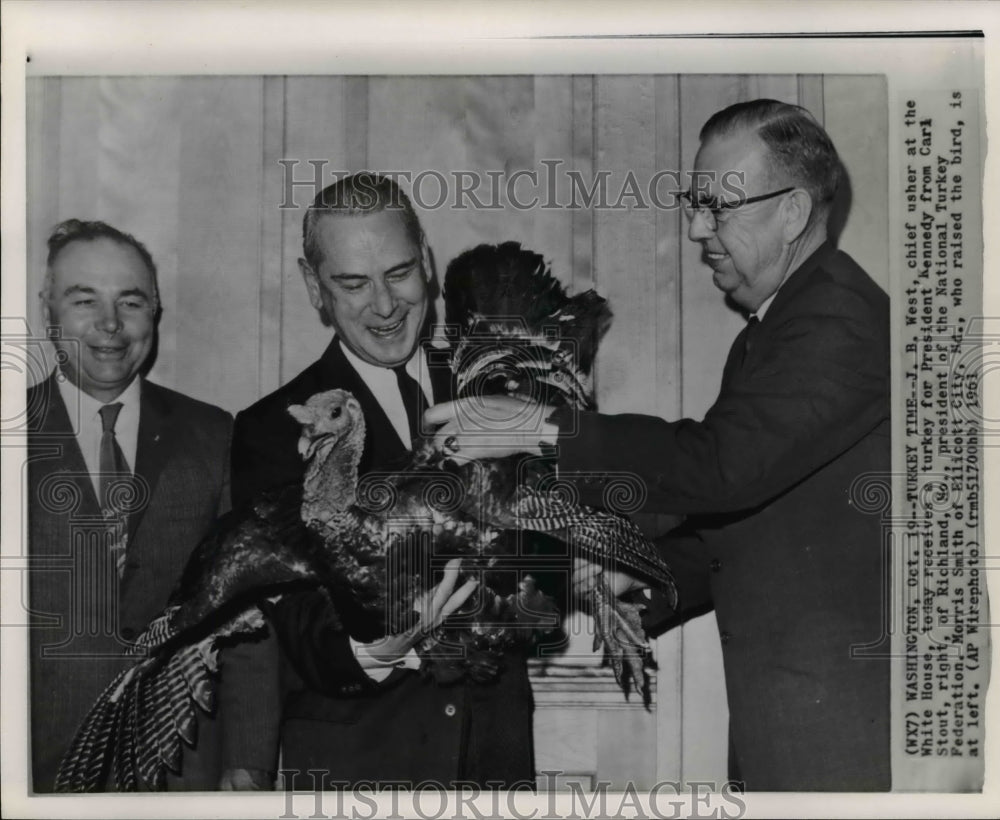 1961 Press Photo JB West, chief usher at the White House receives turkey for JFK - Historic Images