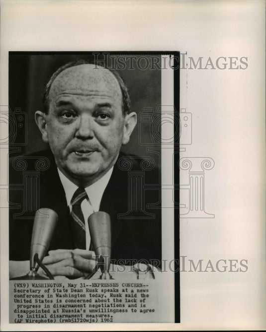 1962 Press Photo Rusk speaks in news conference at Washington - Historic Images
