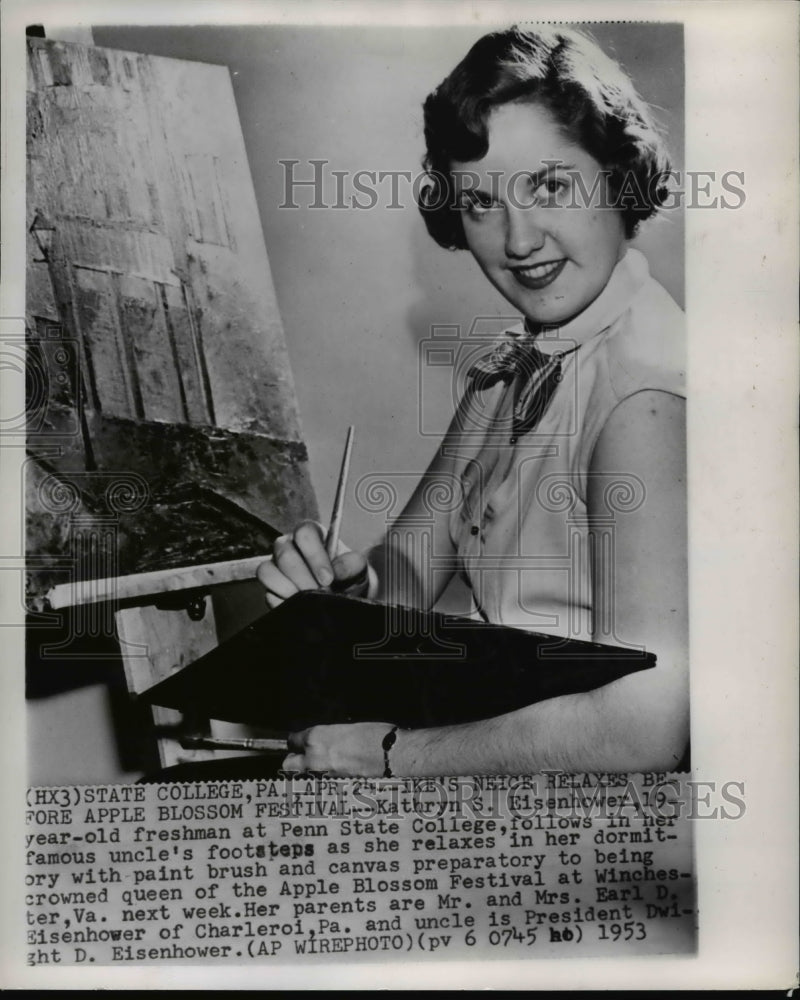 1953 Press Photo Ike's niece paints at her dorm as he crown Queen next week - Historic Images