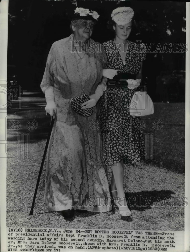 1939 Press Photo Press of presidential affairs kept Franklin D. Roosevelt from - Historic Images