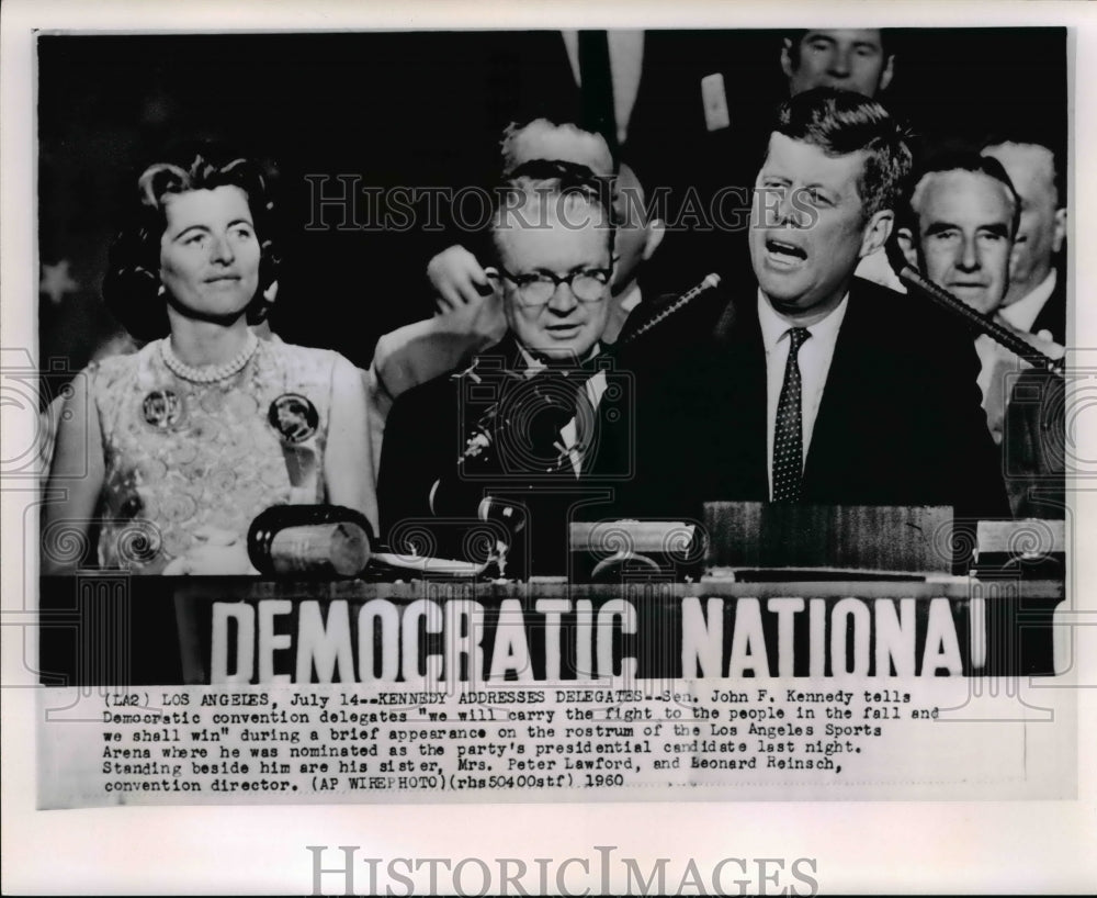 1960 Press Photo Sen.Kennedy addresses delegates in Los Angeles Sports Arena - Historic Images