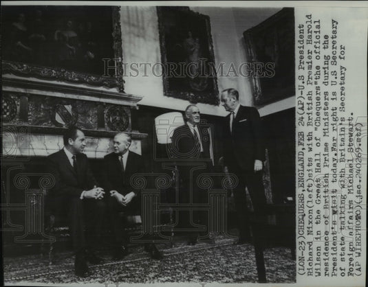1969 Press Photo U.S. Pres. Richard Nixon with British Premier HArol Wilson. - Historic Images