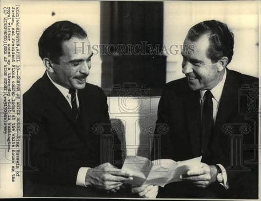1969 Press Photo King Hussein & Pres. Nixon confer at White House - Historic Images