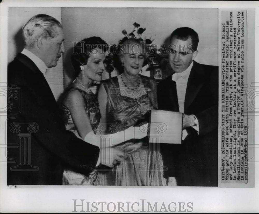 1958 Press Photo VP Richard Nixon &amp; his wife pose with British Prime Minister - Historic Images