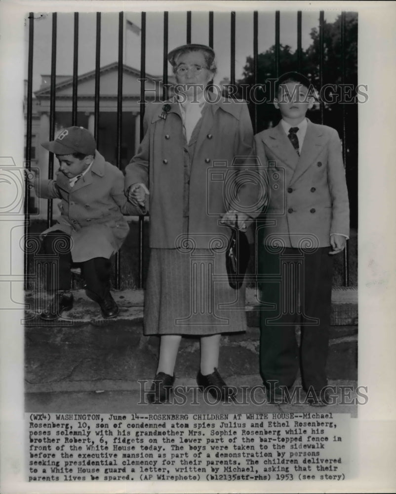 1953 Press Photo Michael Rosenberg, son of condemned atom spies Julius &amp; Ethel - Historic Images