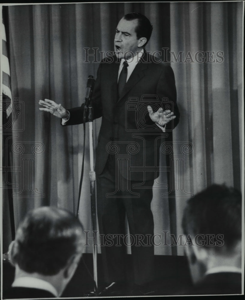 1969 Press Photo Pres. Nixon 1st news conference in East Rm. of the White House - Historic Images