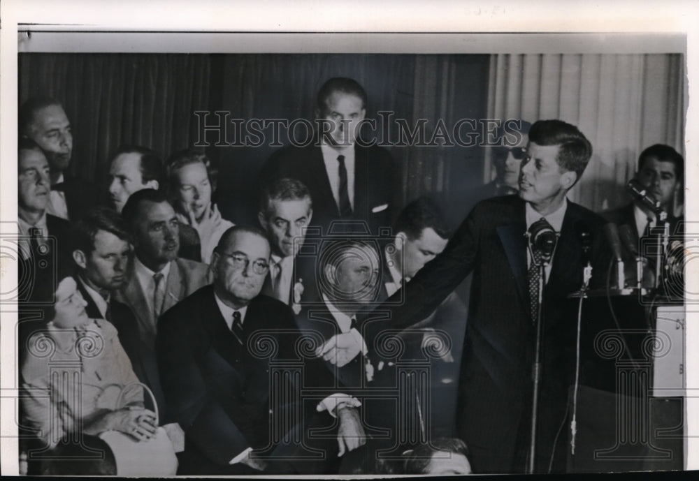 1960 Press Photo Sen. Kennedy appeals for Unity to Texas delegation in LA - Historic Images