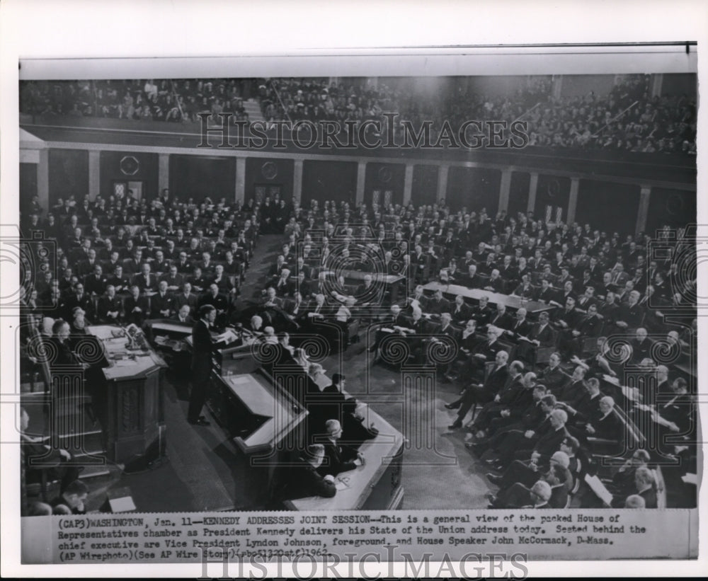 1962 Press Photo Pres. Kennedy addresses joint session as he delivers - Historic Images