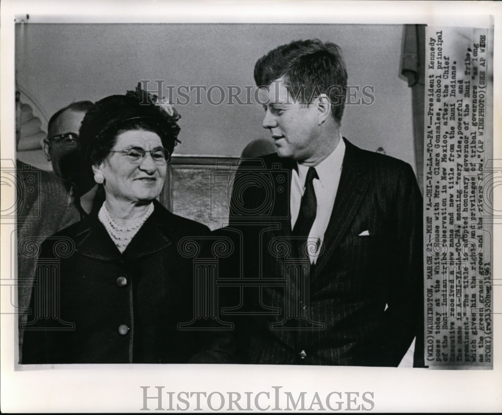 1961 Wire Photo Pres John F Kennedy w/ Mrs Clara Gonzales of the Zuni Tribe - Historic Images