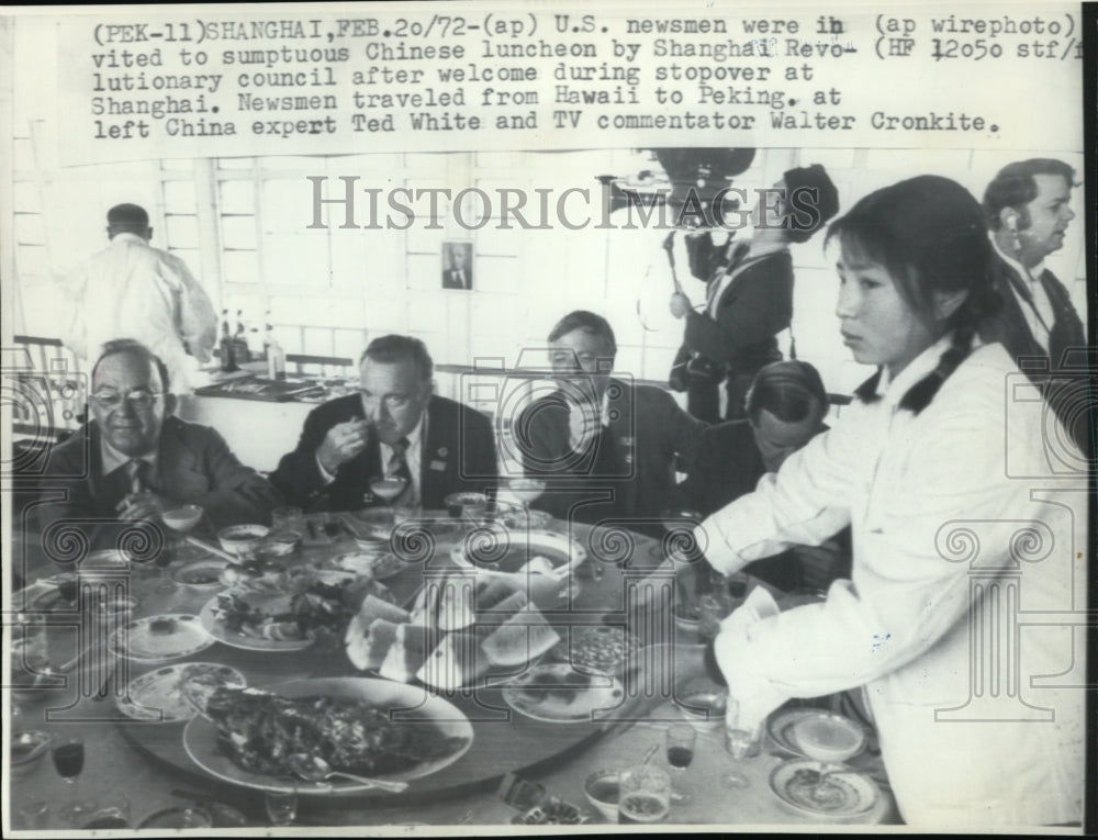 1972 Press Photo U.S newsmen were invited to sumptuous Chinese luncheon by - Historic Images
