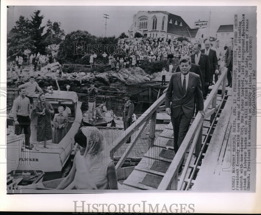 1962 Pres Kennedy & sister Mrs Peter Lawford after attending church - Historic Images