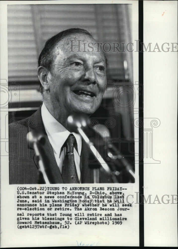 1969 Press Photo Sen. Young to announce plans at a news conference in Columbus - Historic Images