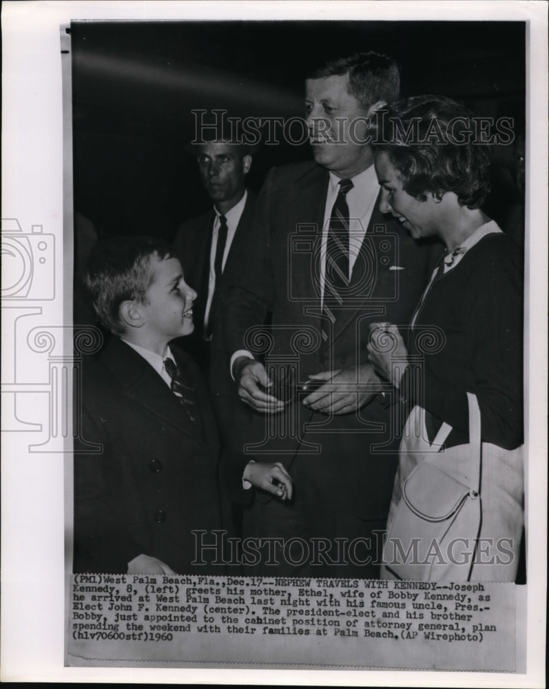 1960 Press Photo Joseph Kennedy greets his mother ethel wife of Bobby Kennedy. - Historic Images