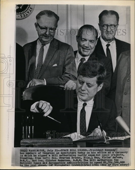 1961 Press Photo President Kennedy, Rep. Overton Brooks, Rep. Victor Anfuse - Historic Images