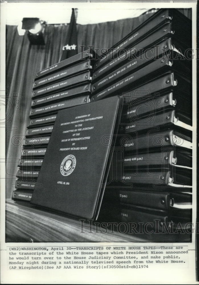 1974 Press Photo Transcripts of the White House tapes which Pres Nixon announced - Historic Images