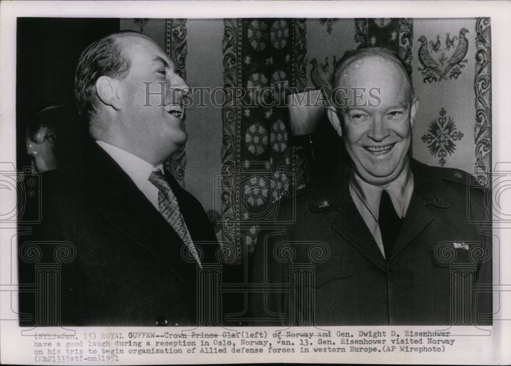 1951 Press Photo Prince Olaf and Gen.Dwight D. Eisenhoweer Laughs at a Reception - Historic Images