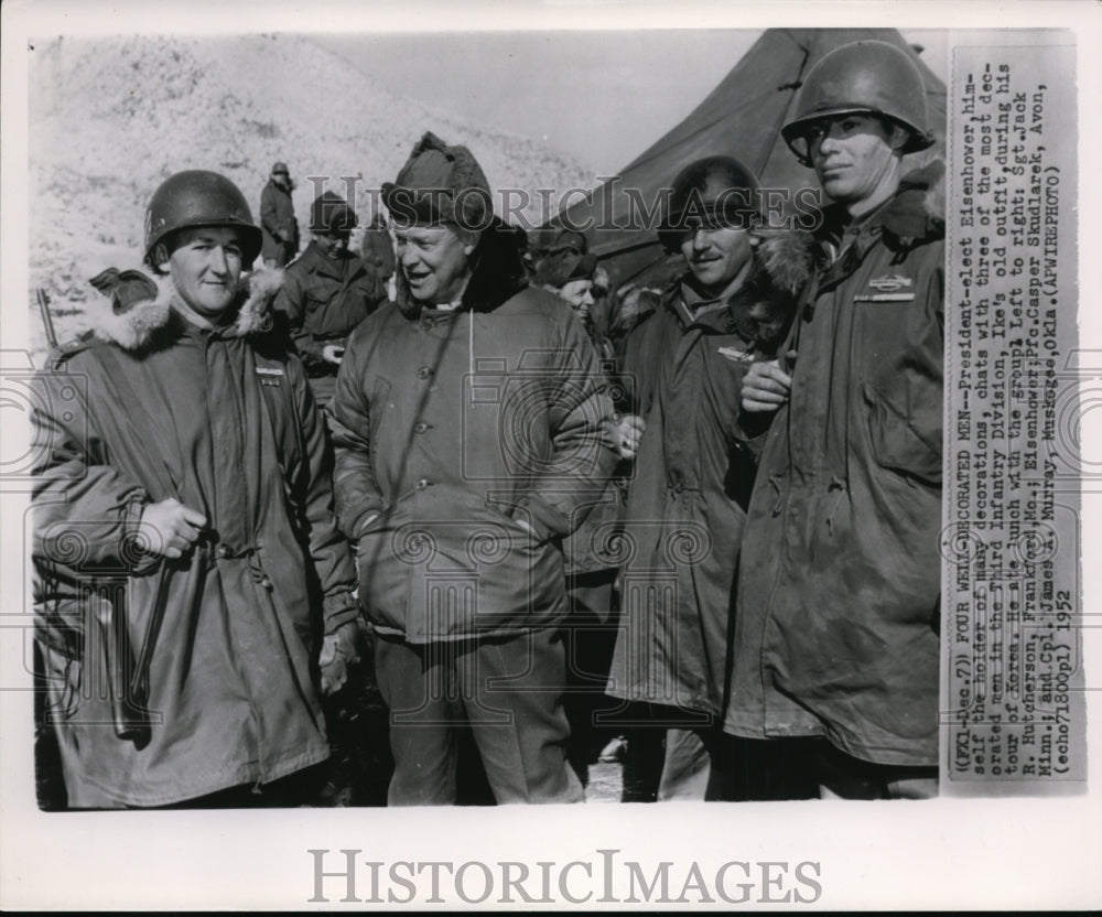 1952 Press Photo Pres-elect Eisenhower, chats with three of the most decorated - Historic Images