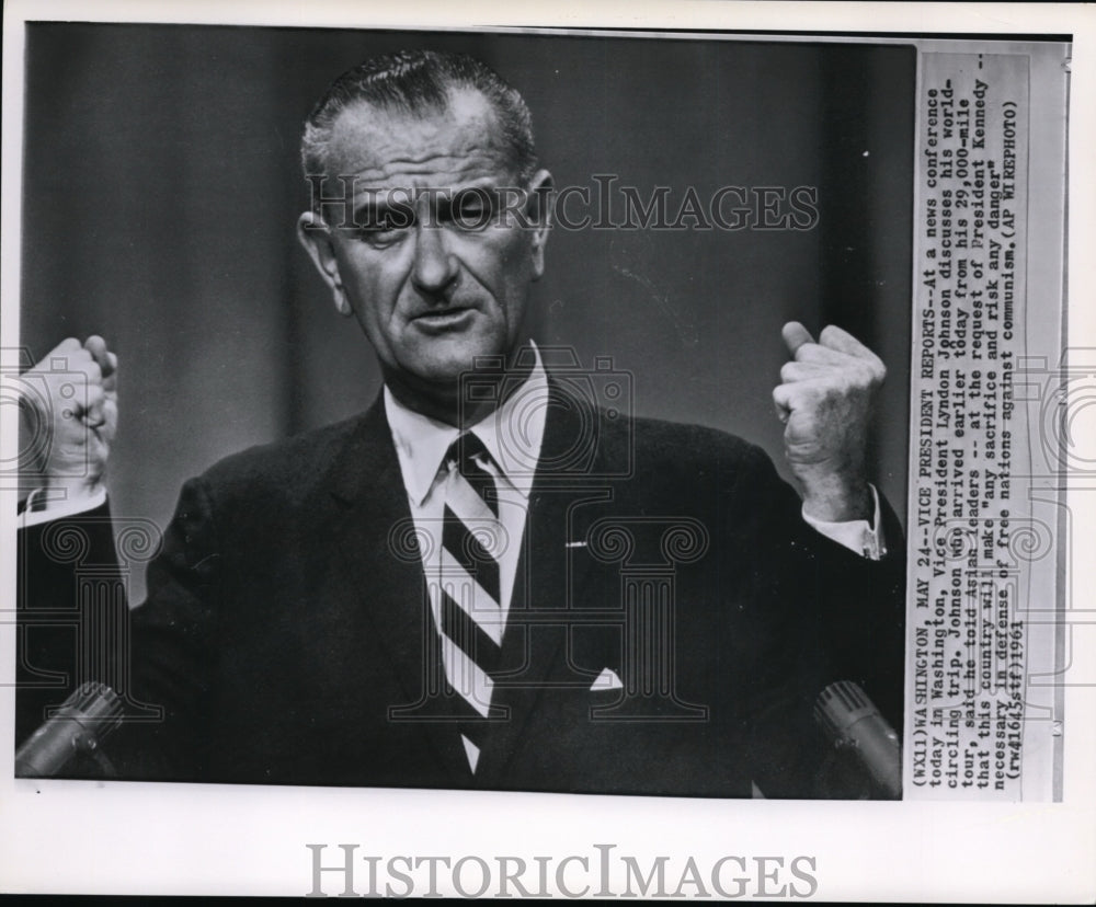 1961 Press Photo Vice Pres. Lyndon Johns during news Conference in Washington - Historic Images