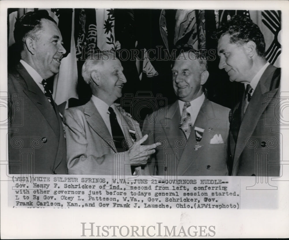 1950 Press Photo Gov. Henry F. Schricker of Ind. conferring with other governors - Historic Images