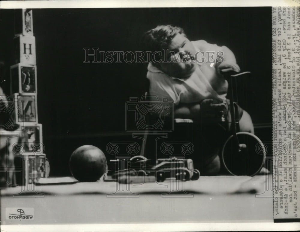 1935 Press Photo Leslie Bowles The World&#39;s Fattest Boy - Historic Images