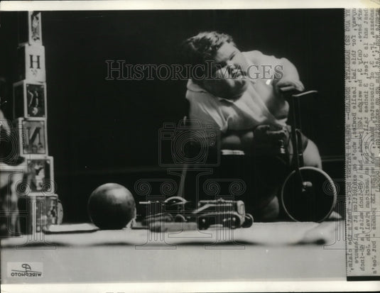 1935 Press Photo Leslie Bowles The World's Fattest Boy - Historic Images