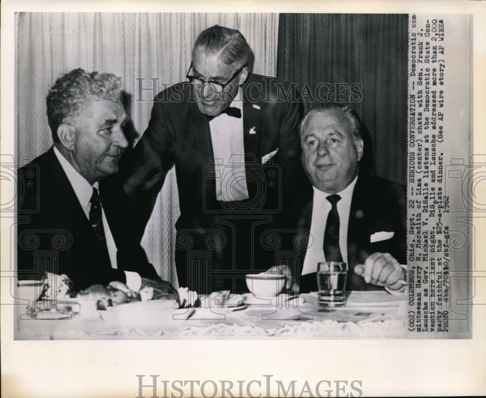 1962 Press Photo Harry R.Meredith Chats with Sen.Franks J.Lausche - Historic Images