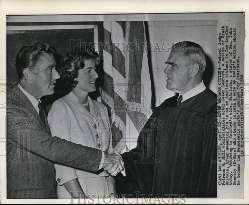 1960 Press Photo Federal Judge Peirson M Ha.. congratulates Actor Peter Lawford. - Historic Images