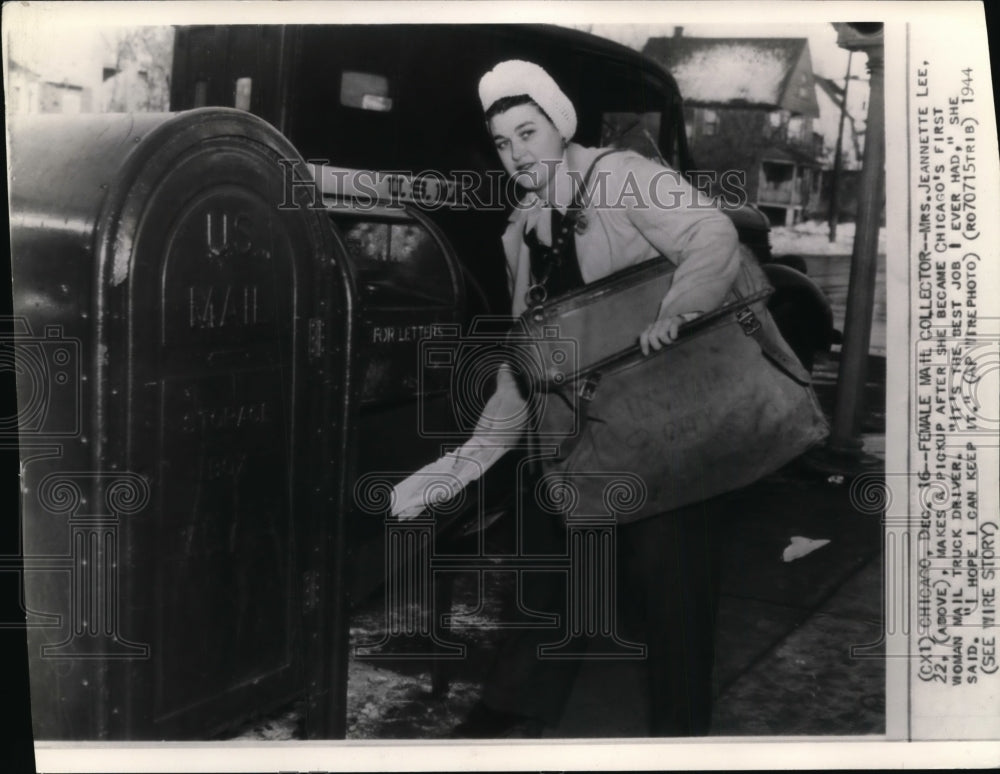 1944 Press Photo Mrs. Lee as Chicago&#39;s 1st woman mail truck driver - Historic Images