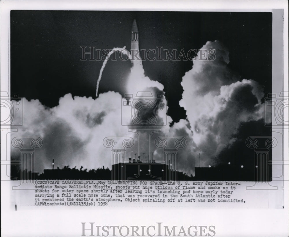 1958 Press Photo US Army Jupiter with full scale nose cone successful launched - Historic Images