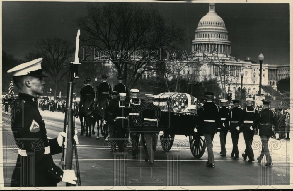 1969 Press Photo Caisson with Eisenhower&#39;s casket moves into Capitol Hill - Historic Images