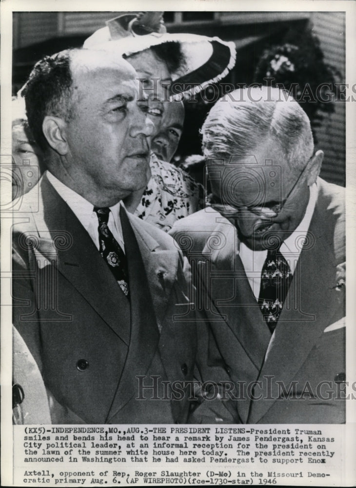 1946 Press Photo President Truman Listens to James Pendergast at White House-Historic Images