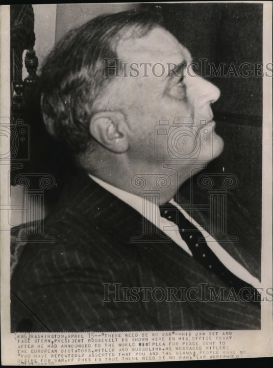 1930 Press Photo President Roosevelt in his office - cvw14638 - Historic Images