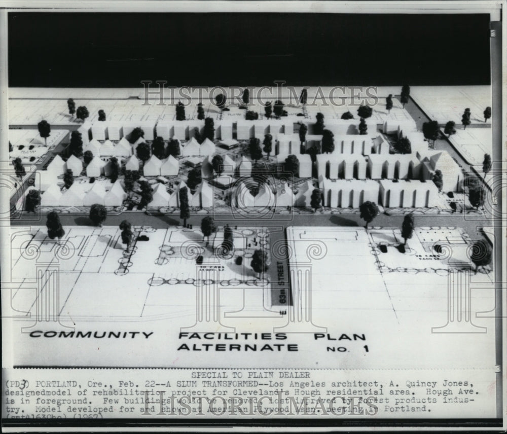 1967 Press Photo A designed model by A. Quincy Jones for Hough residential area - Historic Images