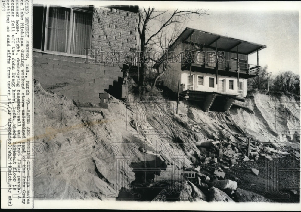 1973 Press Photo Sands are running out-John Grazy home in Indiana - cvw15982 - Historic Images