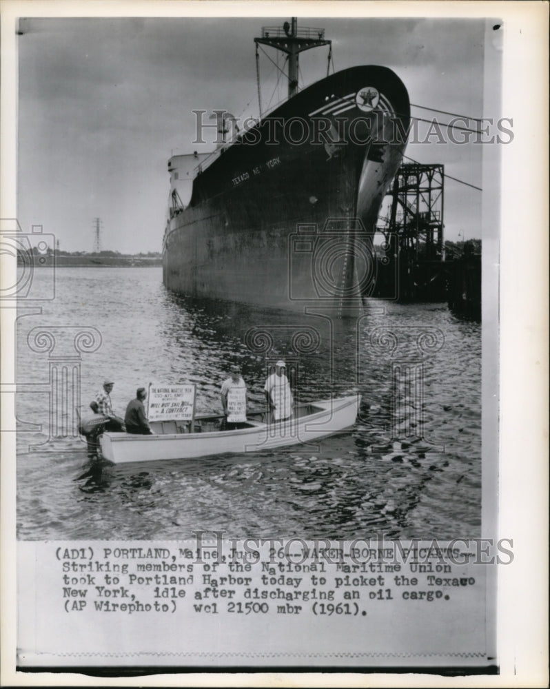 1961 Press Photo National Maritime striking at the Portland Harbor - cvw16714 - Historic Images