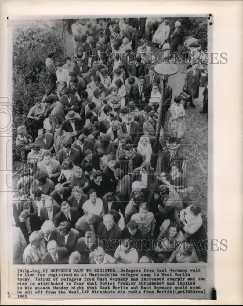 1961 Press Photo Registration of Refugees in Marienfelde West Berlin Camp - Historic Images