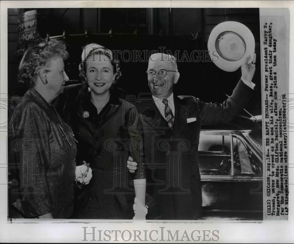 1956 Press Photo Former President Harry S. Truman waves to crowd - cvw17493 - Historic Images