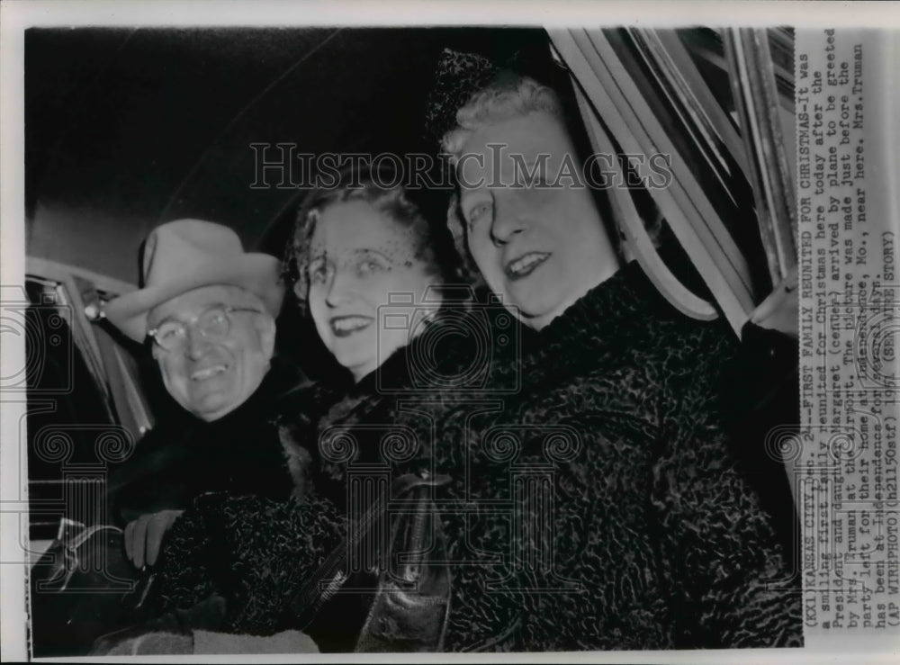 1951 Press Photo Truman family reunited for the Christmas holiday - cvw17504-Historic Images