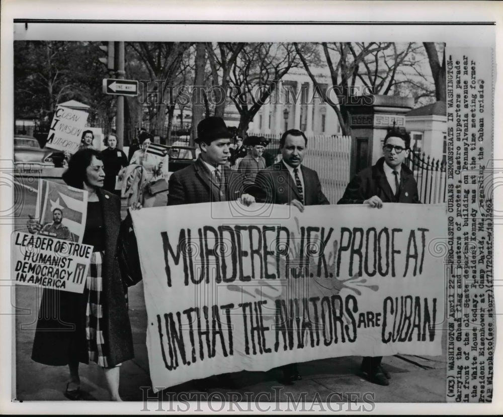 1961 Press Photo Pro Castro Cubans Demonstrate in Washington - cvw18154 - Historic Images