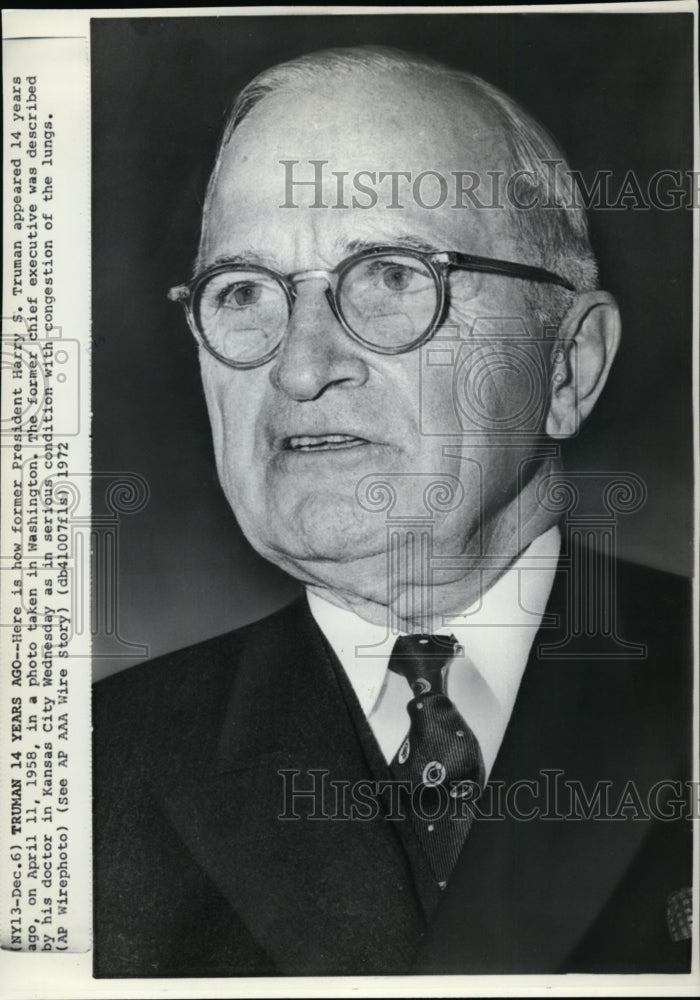 1972 Press Photo Former Pres.Harry S.Truman&#39;s photo 14 years ago in Washington - Historic Images