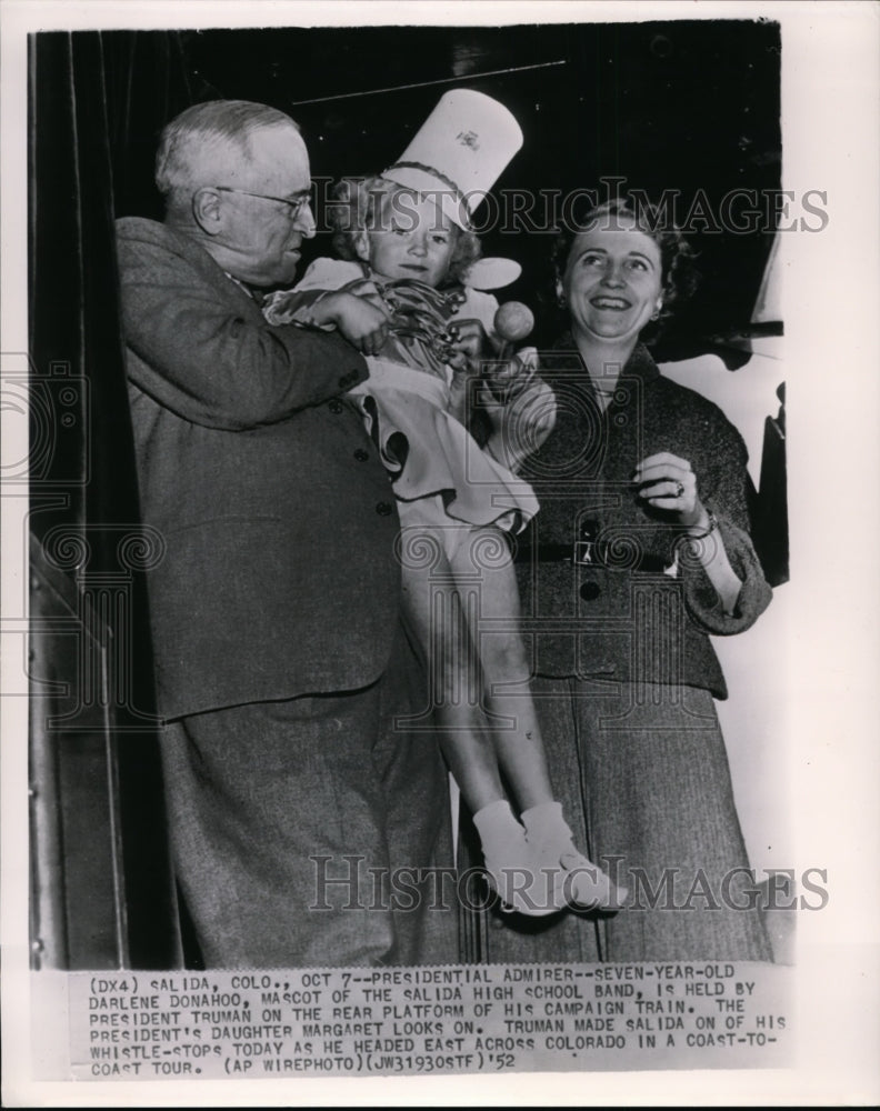 1952 Press Photo Pres. Truman &amp; Margaret with Darlene Donahoo during campaign - Historic Images